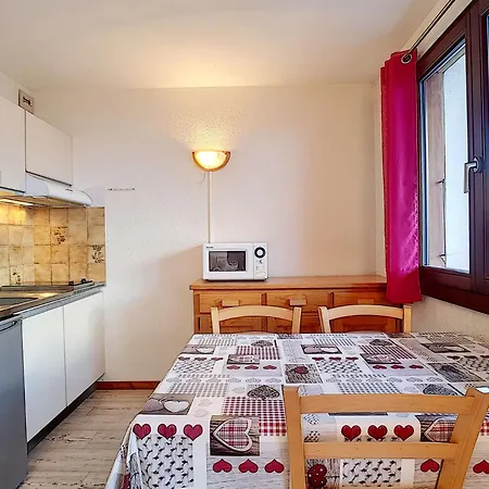 아파트 Plessis 5 Pl0485 *